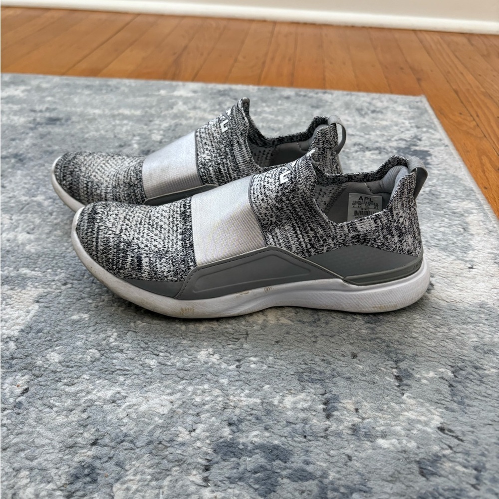 APL Athletic Propulsion Labs Techloom Bliss Sneakers, Women’s 8 - Picture 3 of 8